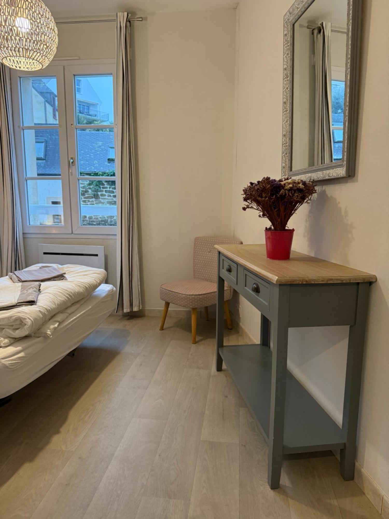 Appartement T2 Vue Sur La Riviere Avec Garage Privatif - Port De Saint-Goustan 欧赖 外观 照片